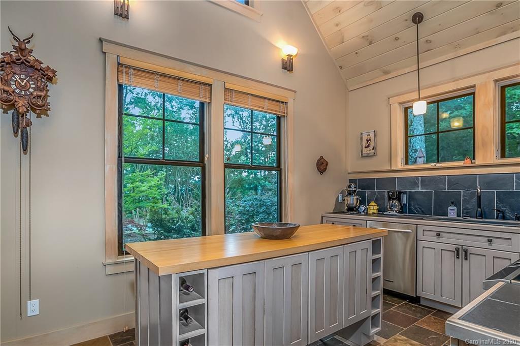 765 Summit Road Tryon, NC 28782 - Photo 13 of 41