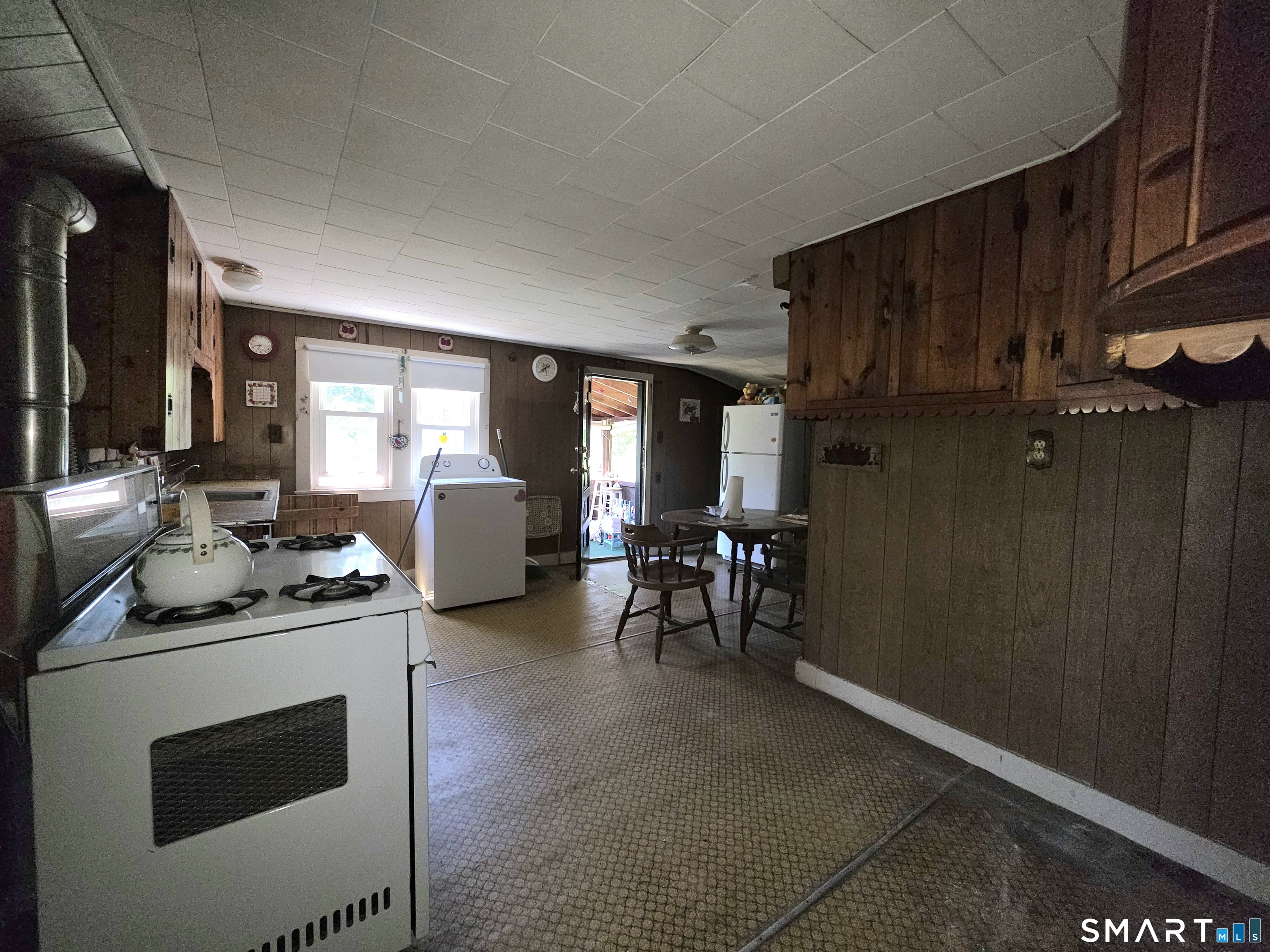 259 Old Hall Road Woodstock, CT 06281 - Photo 5 of 15