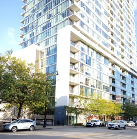 $232,900 | 1720 South Michigan Avenue, Unit 1414, Chicago, IL 60616