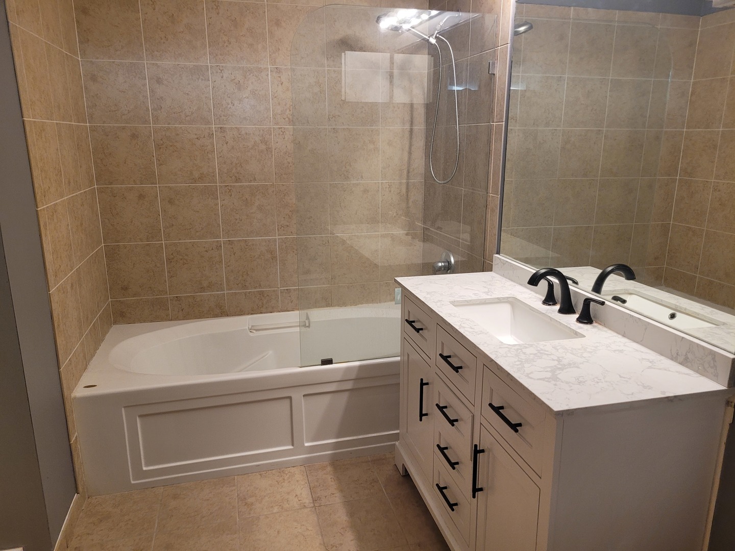 1720 South Michigan Avenue, Unit 1414 Chicago, IL 60616 - Photo 13 of 19