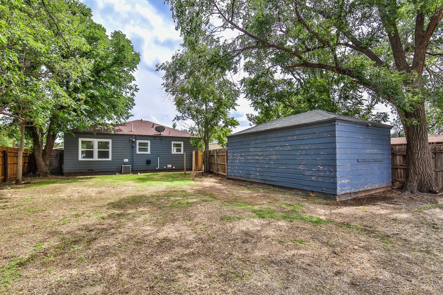 2120 28th Street Lubbock, TX 79411 - Photo 14 of 16 Photo 14