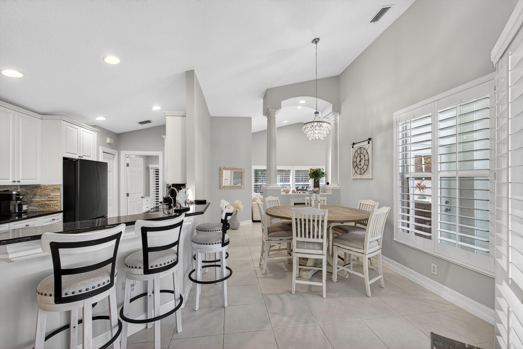 8075 Southeast Governors Way Hobe Sound, FL 33455 - Photo 11 of 35 Kitchen