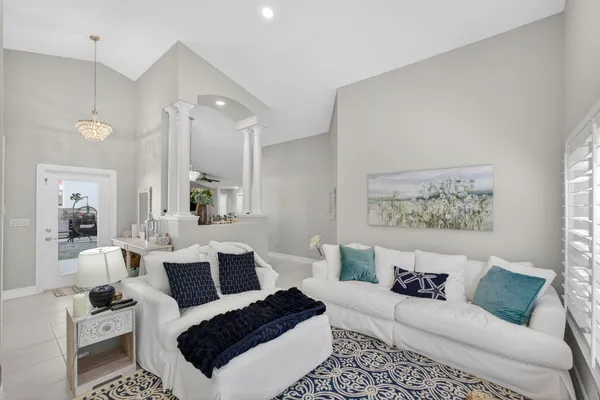 $6,000 | 8075 Southeast Governors Way, Hobe Sound, FL 33455