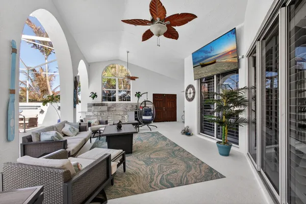 $6,000 | 8075 Southeast Governors Way, Hobe Sound, FL 33455