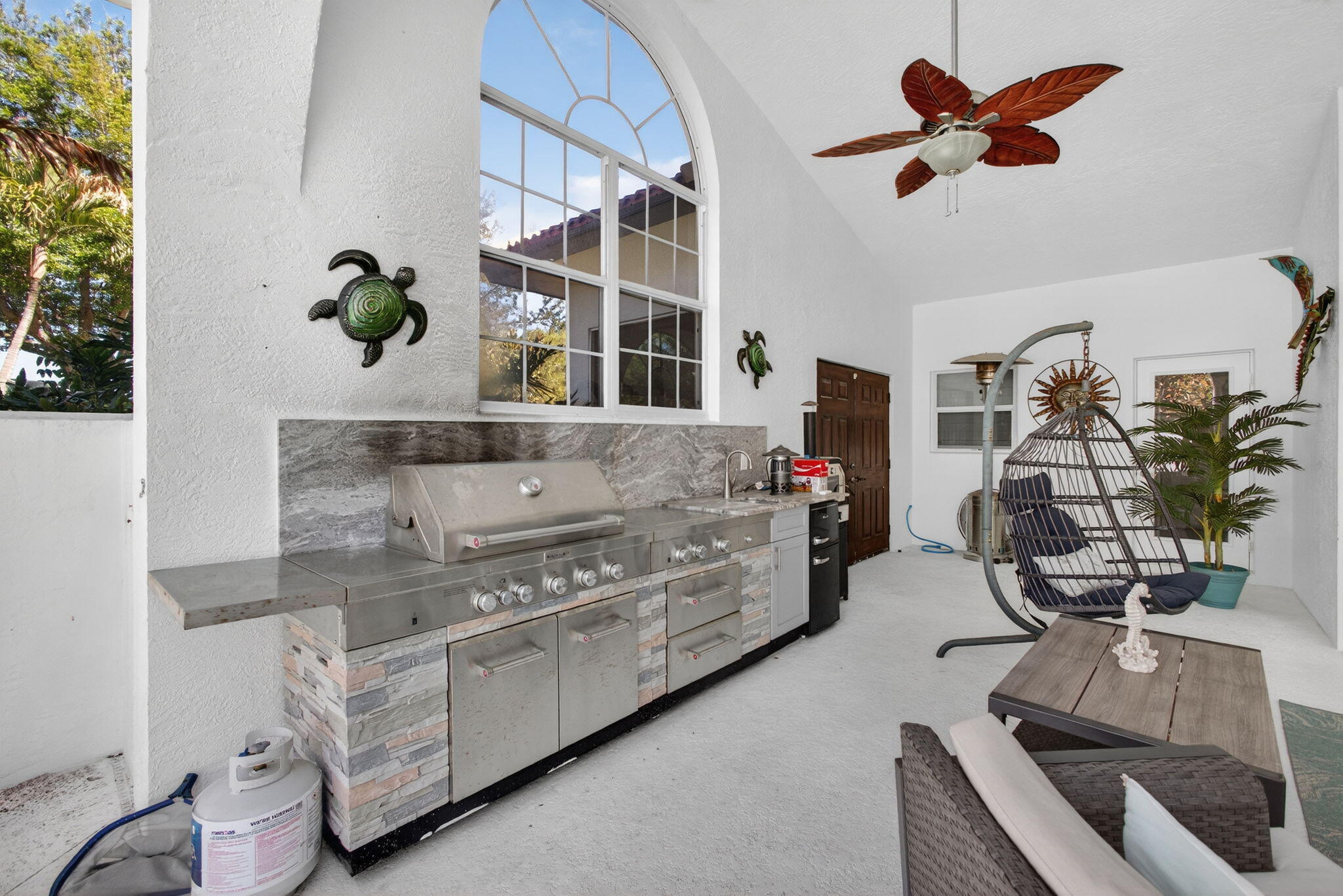 8075 Southeast Governors Way Hobe Sound, FL 33455 - Photo 4 of 35 Summer Kitchen