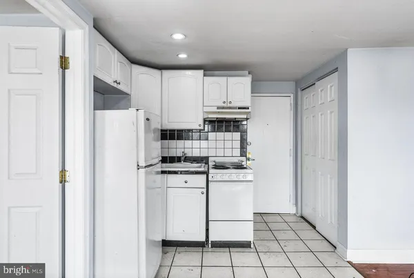$1,000 | 3349 Conrad Street, Unit 4, Philadelphia, PA 19129