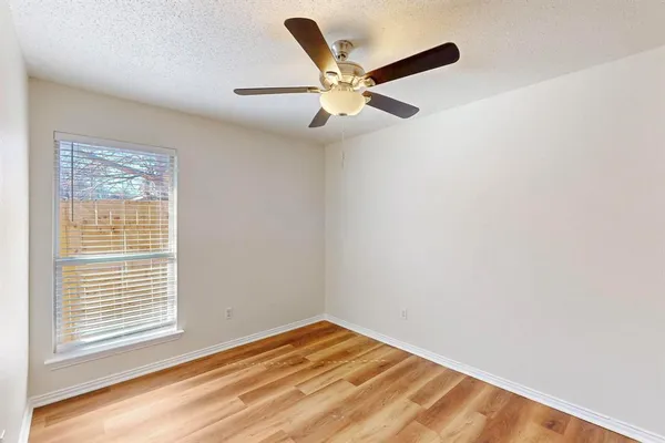 $1,850 | 404 Truman Street, Arlington, TX 76011