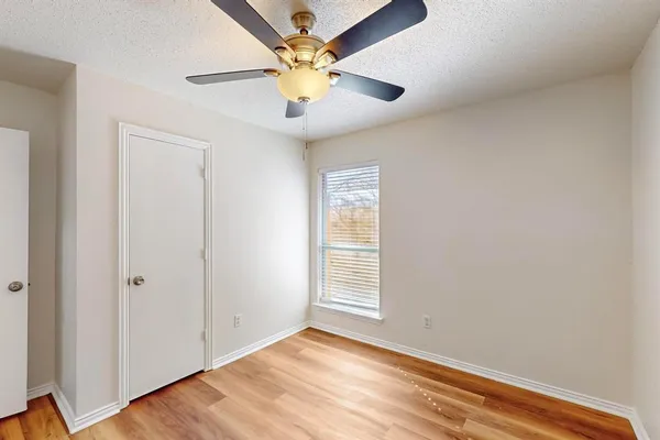 $1,850 | 404 Truman Street, Arlington, TX 76011