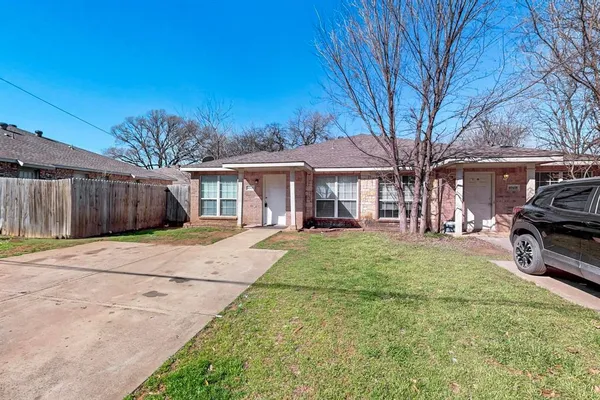 $1,850 | 404 Truman Street, Arlington, TX 76011