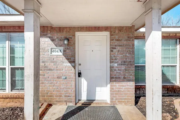 $1,850 | 404 Truman Street, Arlington, TX 76011
