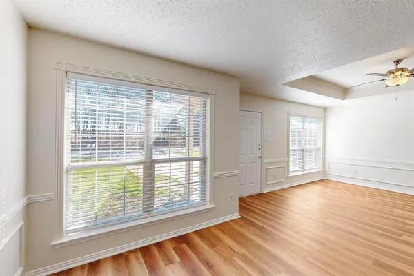 $1,850 | 404 Truman Street, Arlington, TX 76011