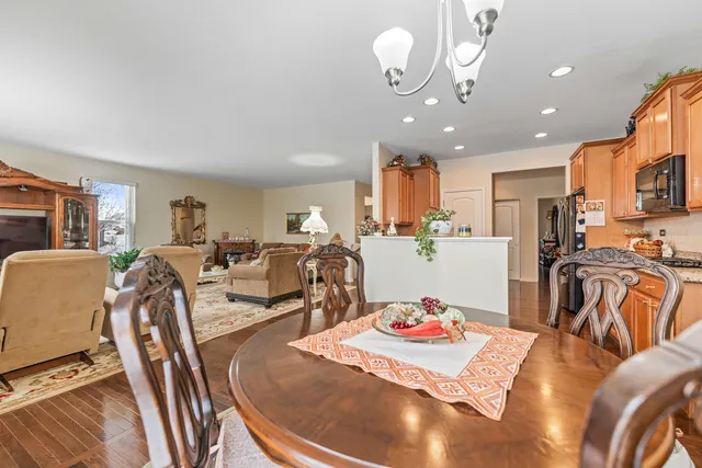 $535,000 | 731 Slate Run, Elgin, IL 60124