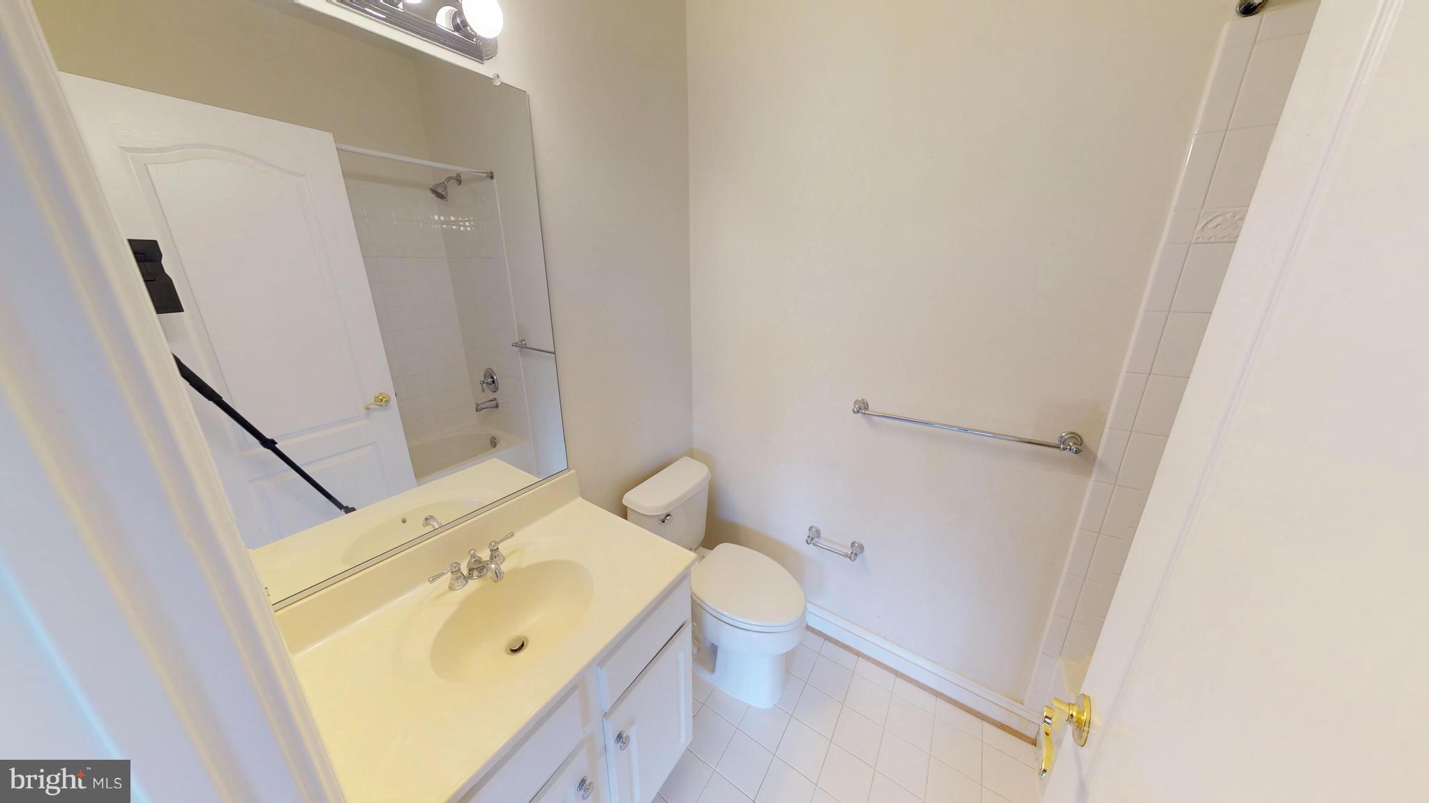 12135 Cypress Spring Road Clarksburg, MD 20871 - Photo 19 of 29 Bath connected to Bedroom