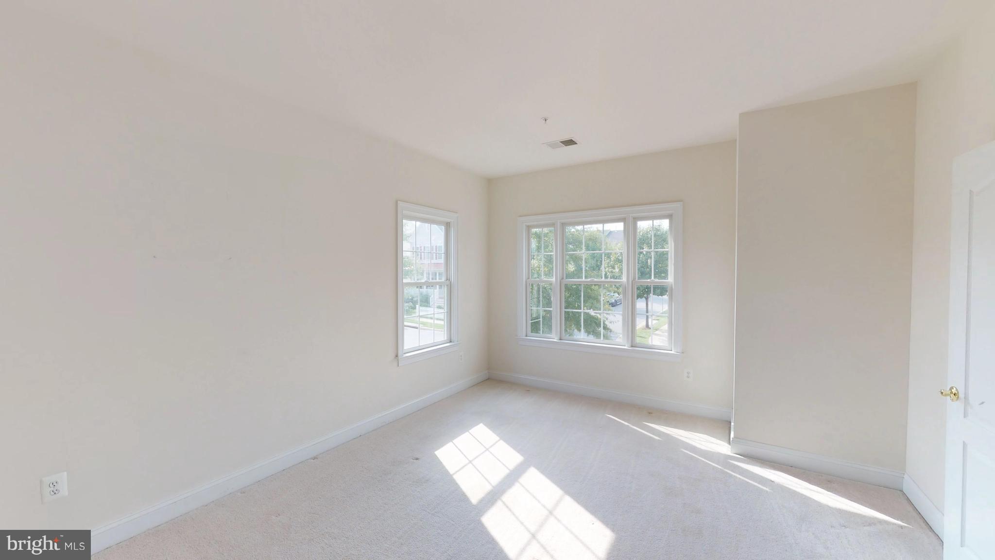 12135 Cypress Spring Road Clarksburg, MD 20871 - Photo 23 of 29 Bedroom