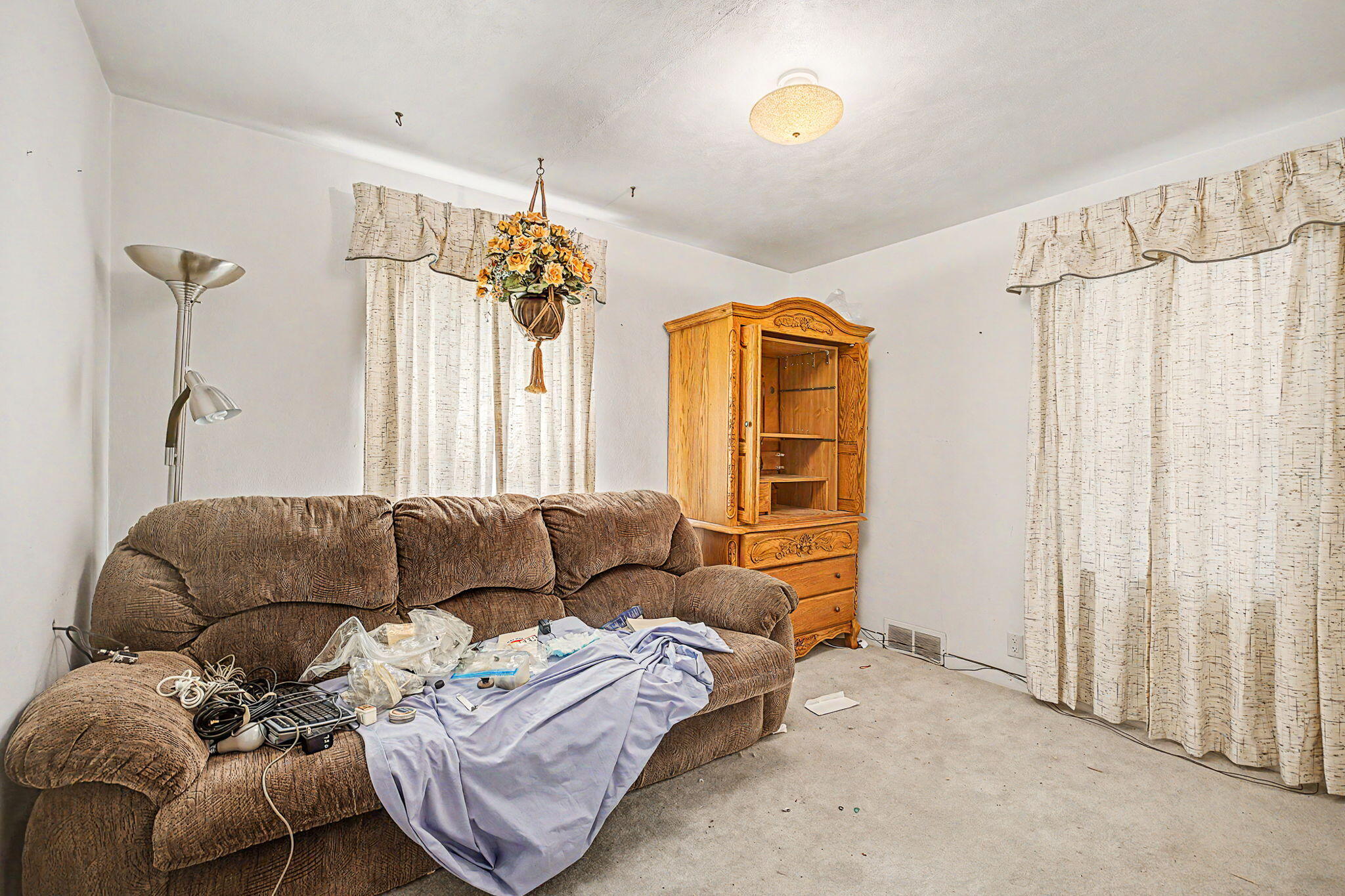 11595 4 Mile Road Battle Creek, MI 49015 - Photo 14 of 36 15-web-or-mls-CQ1A2254
