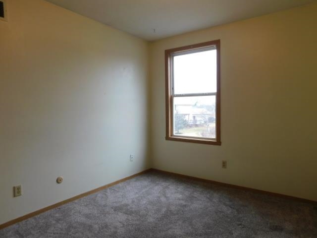 3945 Old Gate Road Rockford, IL 61109 - Photo 12 of 24 Gallery Image 12