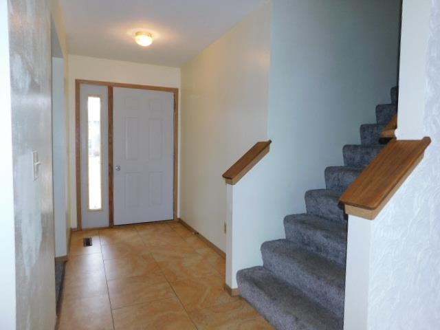3945 Old Gate Road Rockford, IL 61109 - Photo 2 of 24 Gallery Image 2