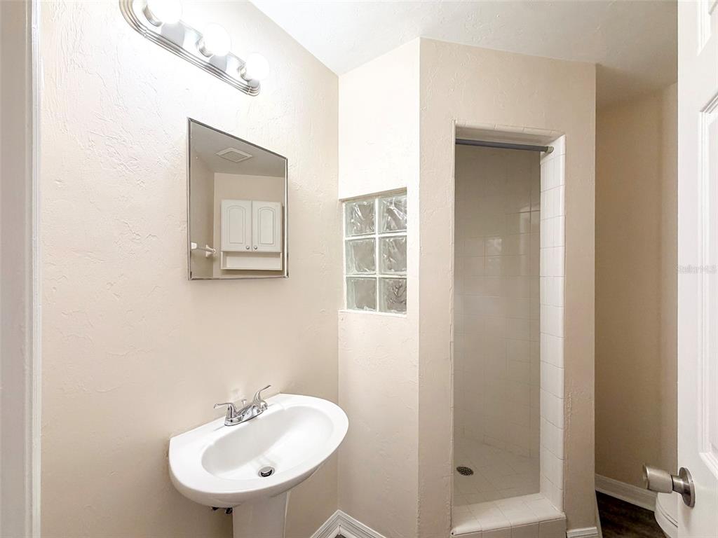 4003 Southwest 27th Street, Unit 13 Gainesville, FL 32608 - Photo 4 of 24