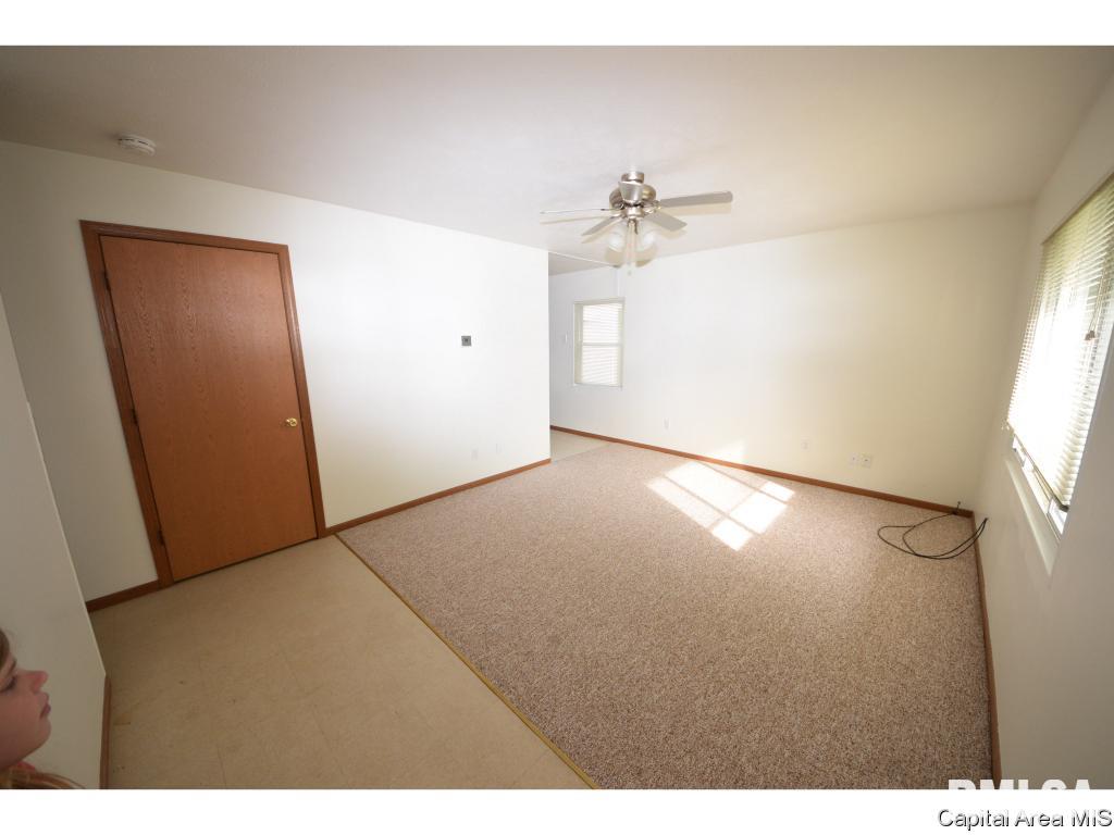 57 Park Ridge Road Springfield, IL 62703 - Photo 7 of 16