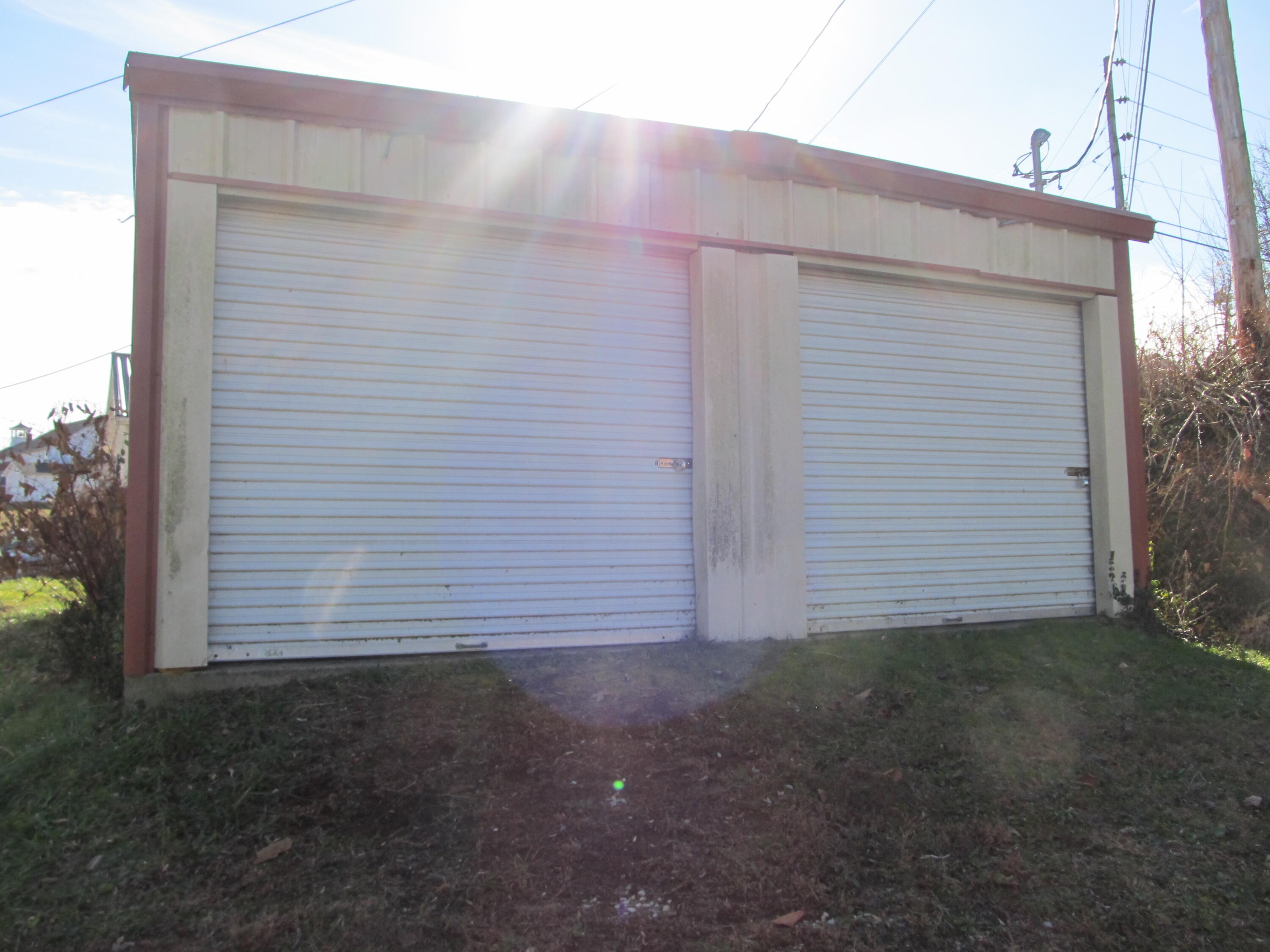 1725 Sand Hill Road Irvine, KY 40336 - Photo 13 of 13 IMG_6489