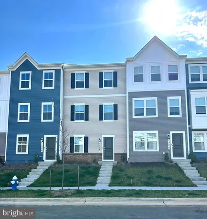 $2,050 | 1328 Cedar Vly Road, Ranson, WV 25438