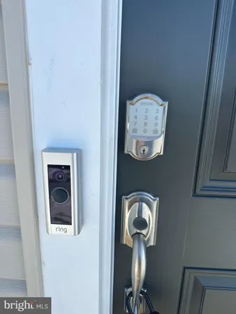 $2,050 | 1328 Cedar Vly Road, Ranson, WV 25438