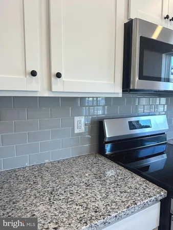 $2,050 | 1328 Cedar Vly Road, Ranson, WV 25438