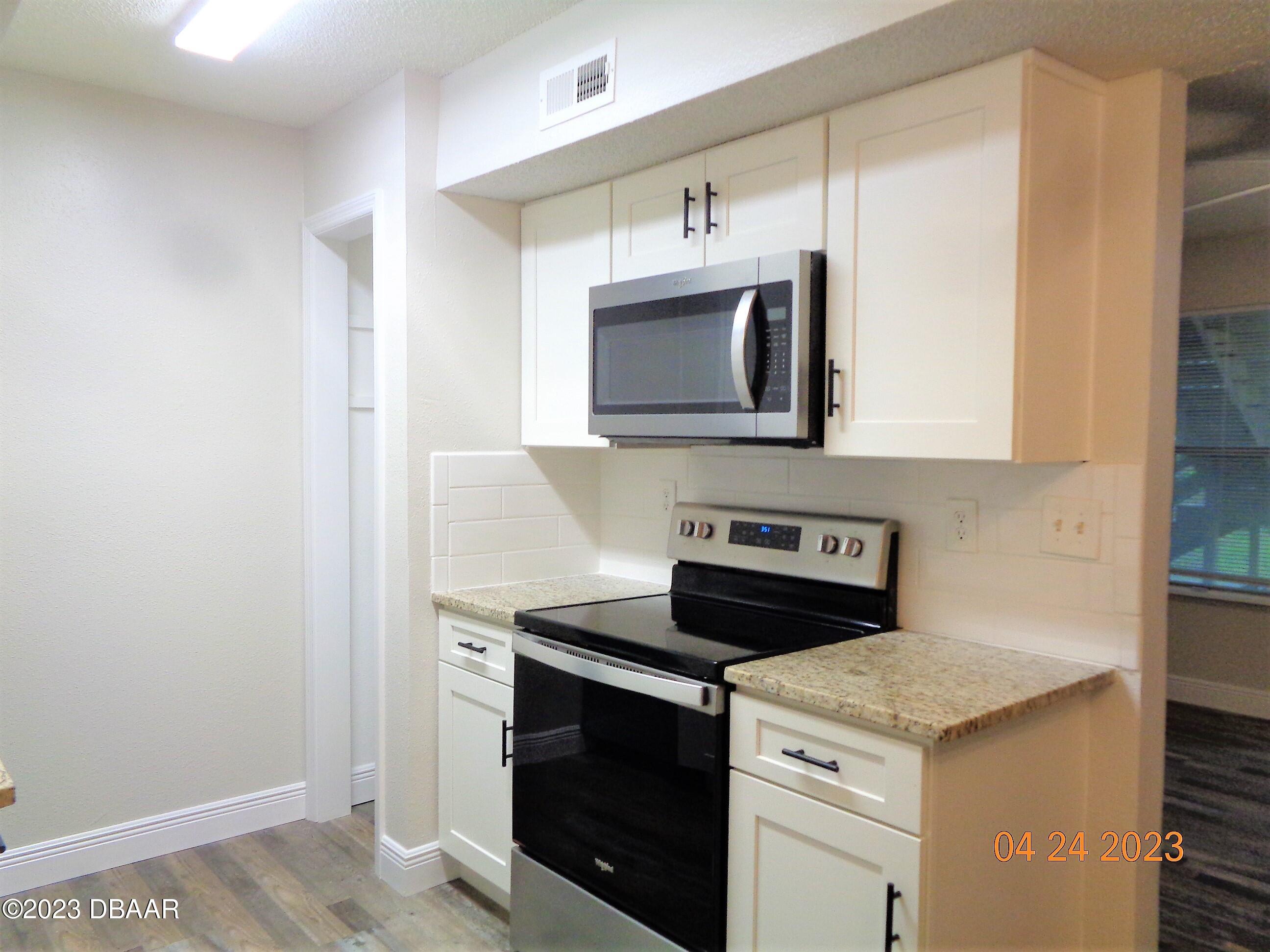 1600 Big Tree Road, Unit I3 Daytona Beach, FL 32119 - Photo 14 of 47 DSC01273 (2)