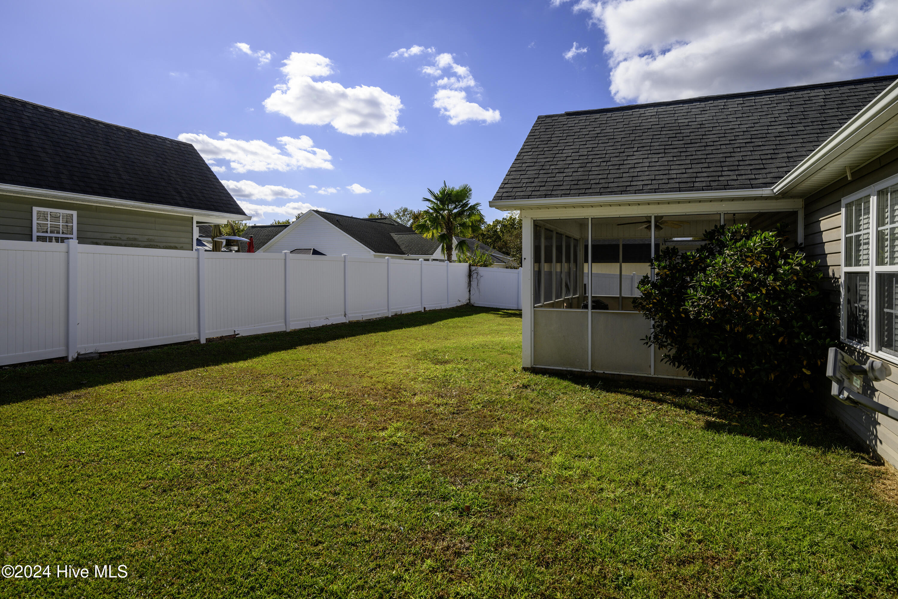 315 Conner Grant Road New Bern, NC 28562 - Photo 37 of 47 Fenced Backyard