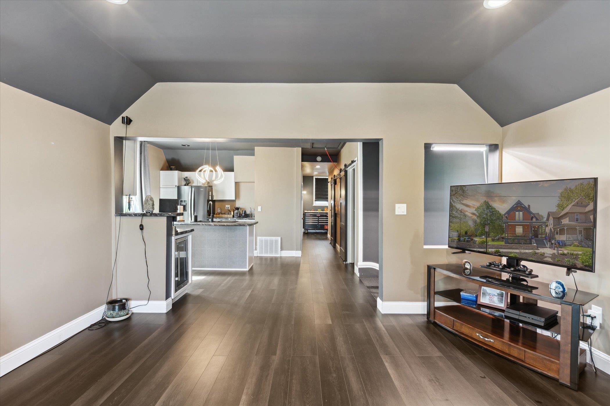 1010 6th Street Bay City, MI 48708 - Photo 49 of 54