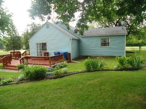 11282 Main Road Fenton, MI 48430 - Photo 4 of 9 20443311-3.JPG