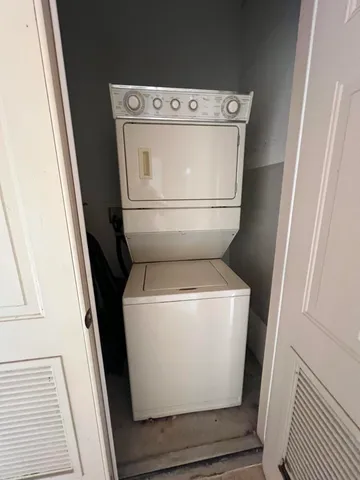 $1,095 | 8377 Mulligan Circle, Unit SIDE B, Port St. Lucie, FL 34986