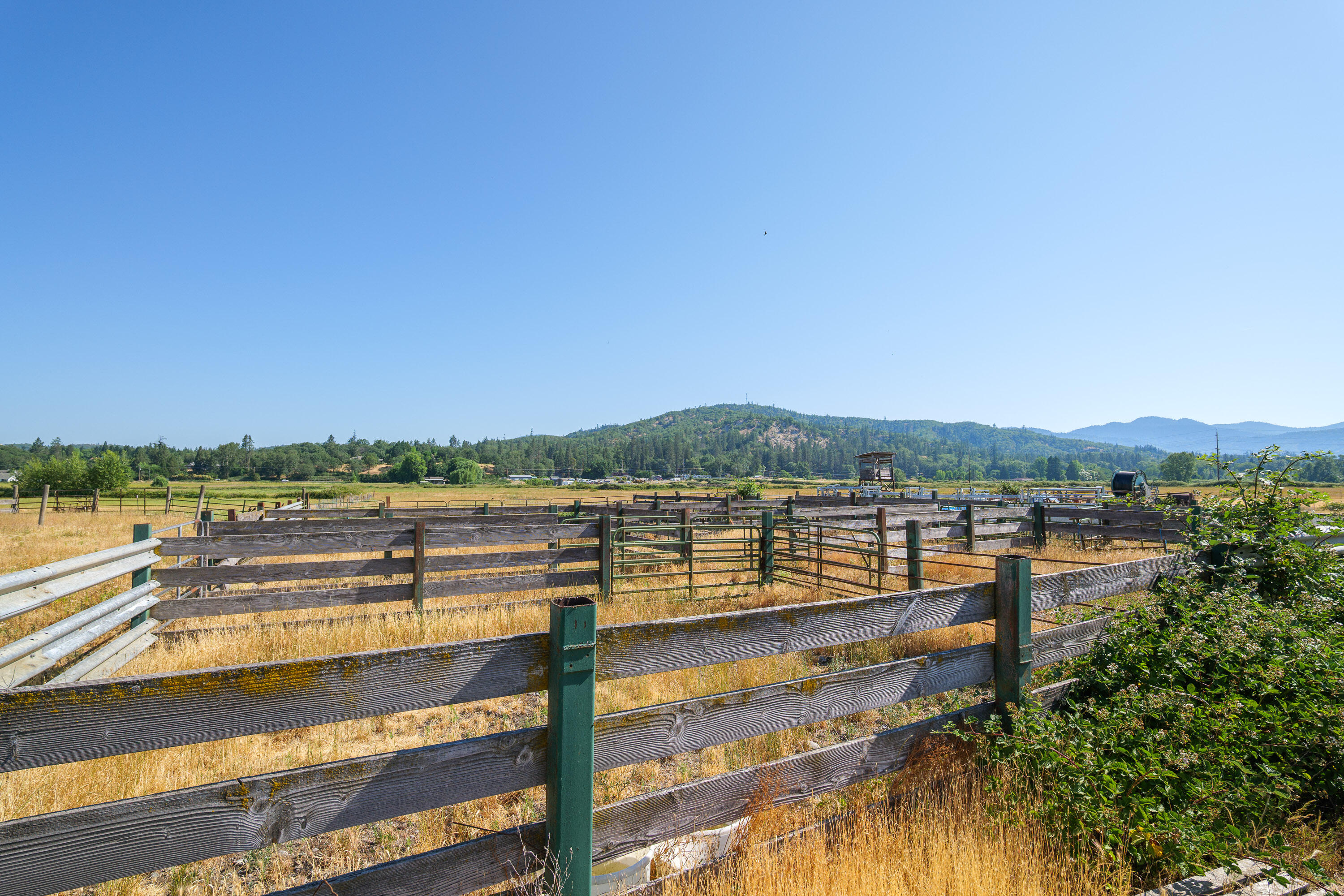3290 Lower River Road Grants Pass, OR 97526 - Photo 25 of 38 LRR (24)