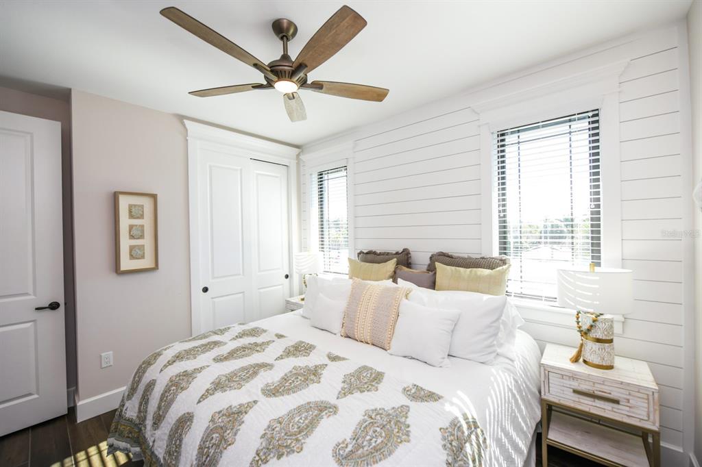 340 Jackson Drive Sarasota, FL 34236 - Photo 26 of 100 a bedroom with a bed and a window