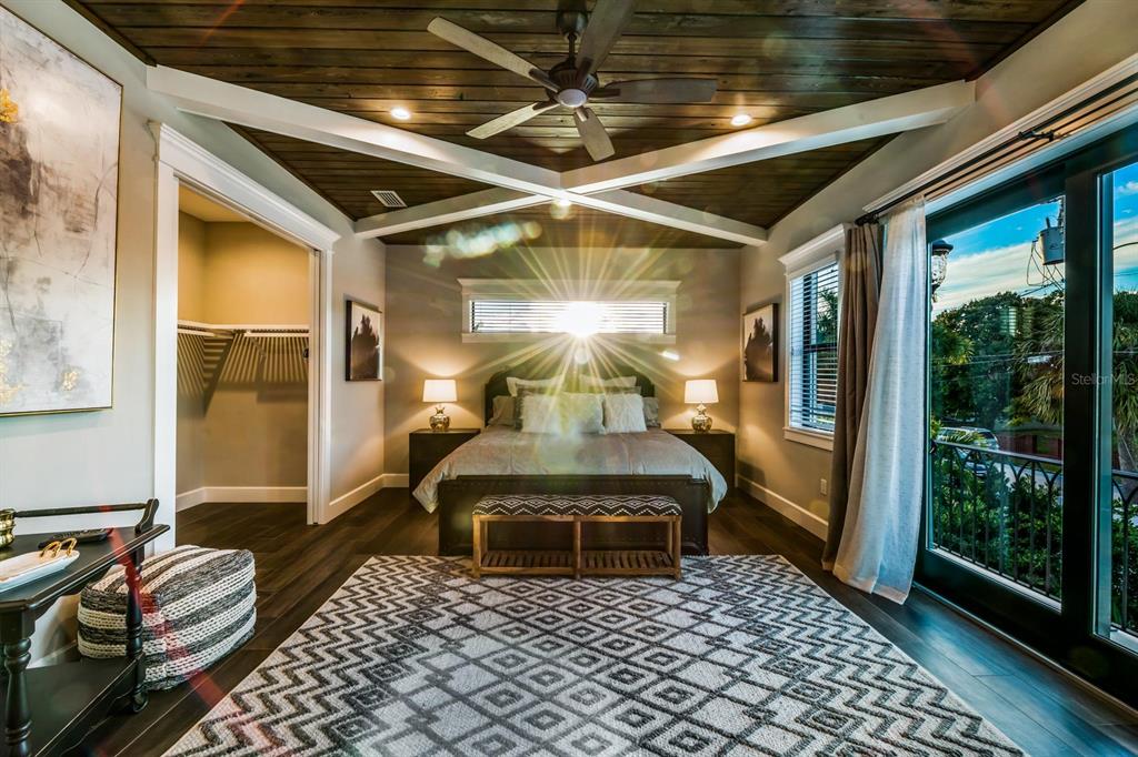 340 Jackson Drive Sarasota, FL 34236 - Photo 49 of 100