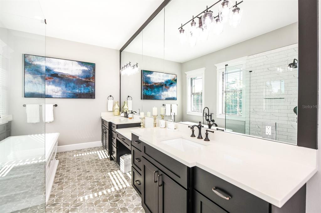 340 Jackson Drive Sarasota, FL 34236 - Photo 55 of 100