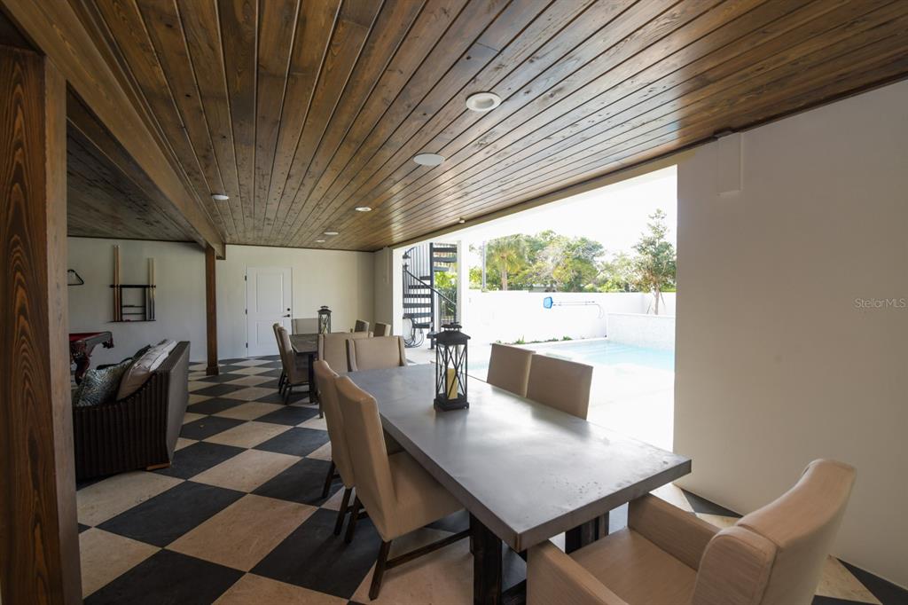 340 Jackson Drive Sarasota, FL 34236 - Photo 70 of 100 a view of a dining room with furniture