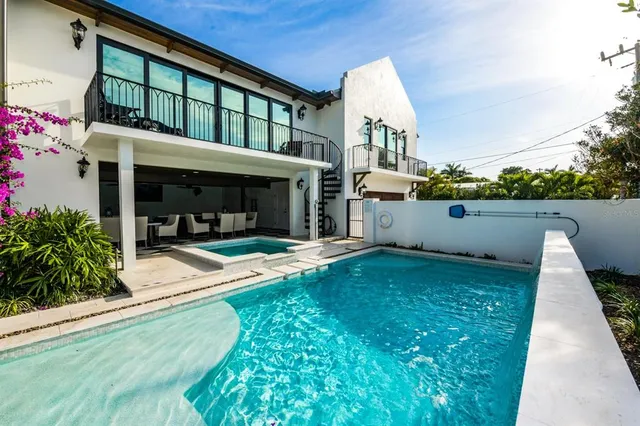 $4,500,000 | 340 Jackson Drive, Sarasota, FL 34236