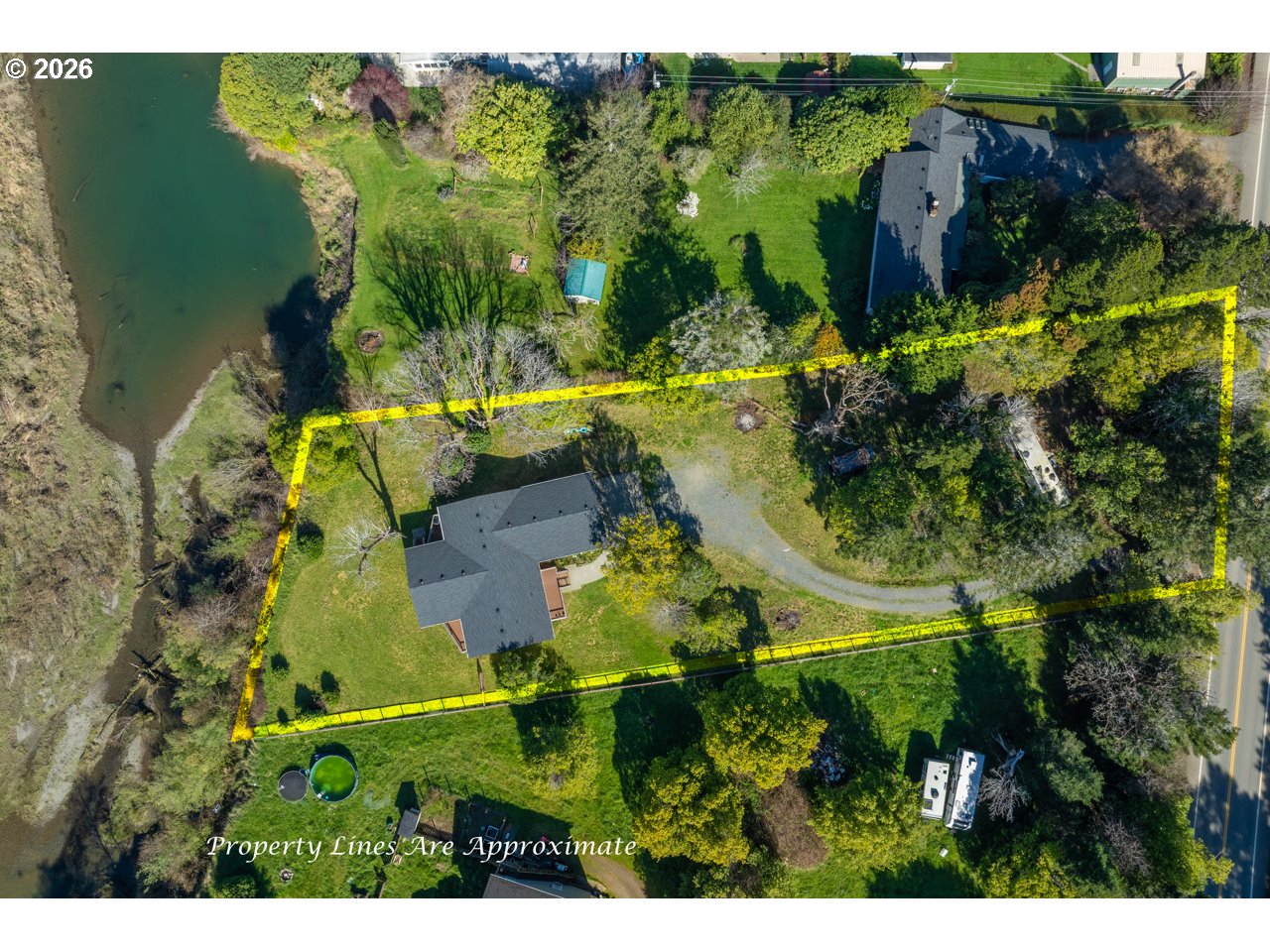 95639 Jerry's Flat Road Gold Beach, OR 97444 - Photo 2 of 46