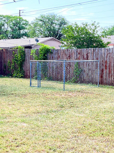 4813 53rd Street Lubbock, TX 79414 - Photo 21 of 21 4813 backyard