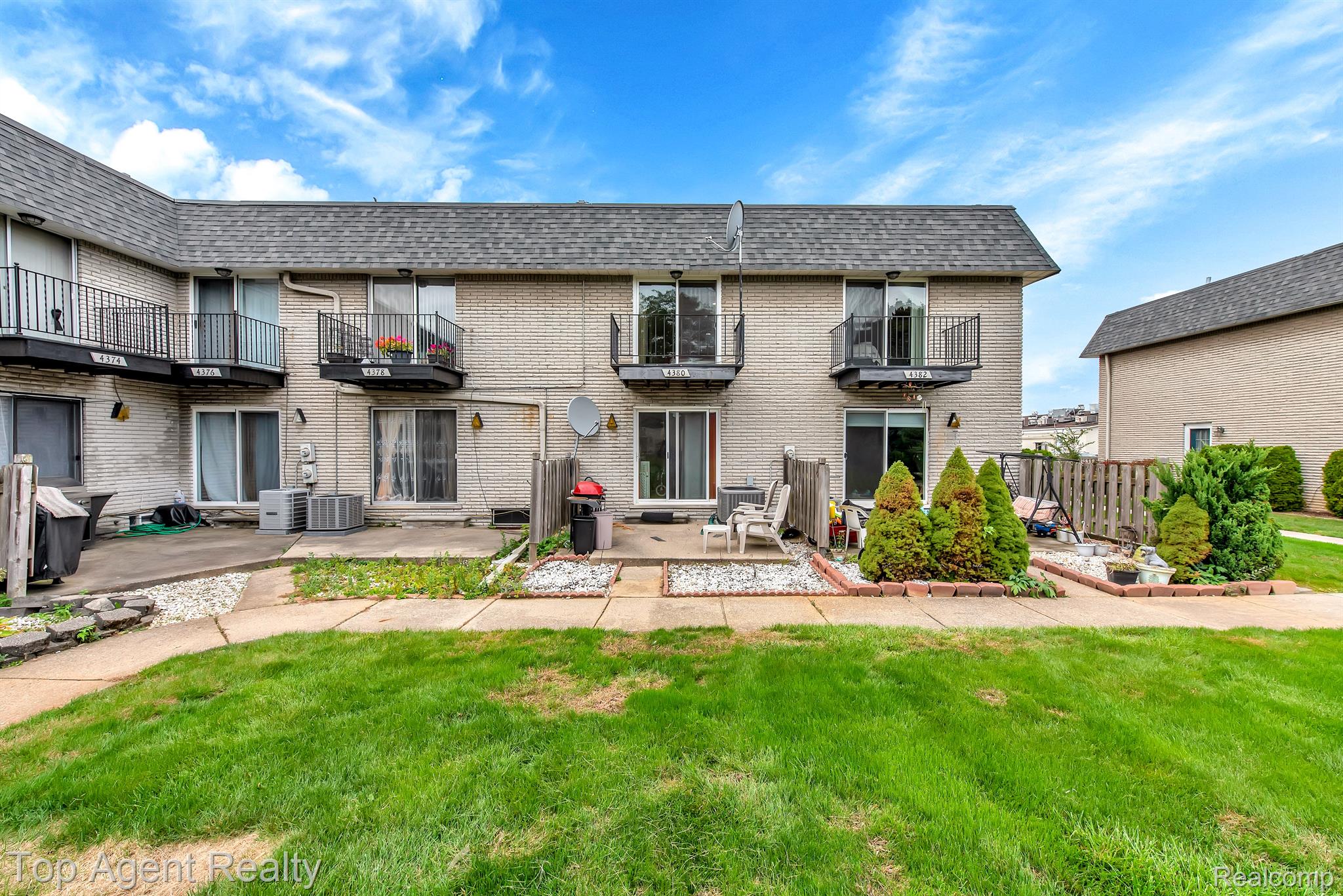 4380 15 Mile Road Sterling Heights, MI 48310 - Photo 23 of 25 Gallery Image 23