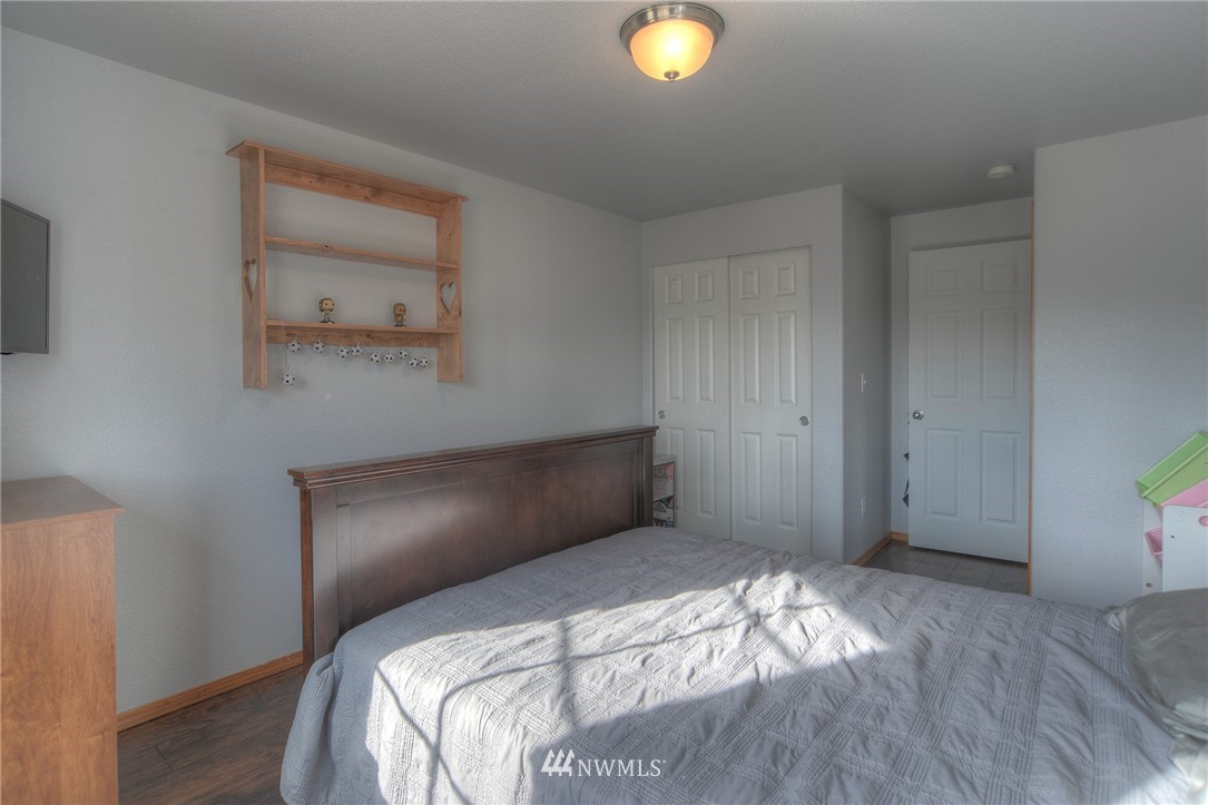8840 Lavaliere Meadows Lane Southwest Rochester, WA 98579 - Photo 13 of 22 Gallery Image 13