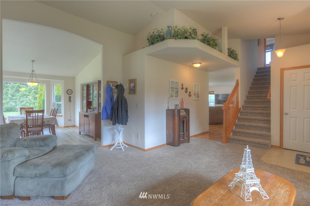 8840 Lavaliere Meadows Lane Southwest Rochester, WA 98579 - Photo 3 of 22 Gallery Image 3
