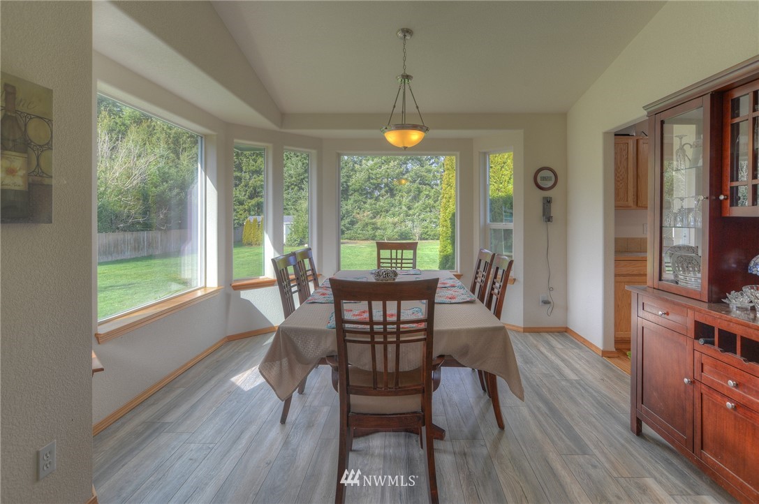 8840 Lavaliere Meadows Lane Southwest Rochester, WA 98579 - Photo 4 of 22 Gallery Image 4