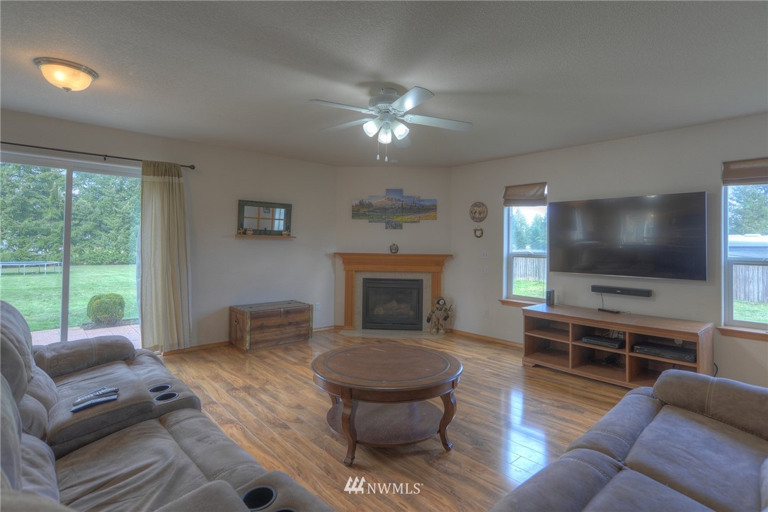 8840 Lavaliere Meadows Lane Southwest Rochester, WA 98579 - Photo 9 of 22 Gallery Image 9