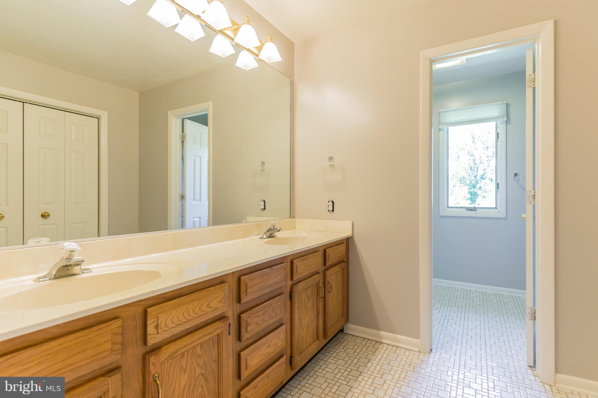 3160 Hickory Ridge Road Dunkirk, MD 20754 - Photo 21 of 26 Full Bath on Bedroom Level