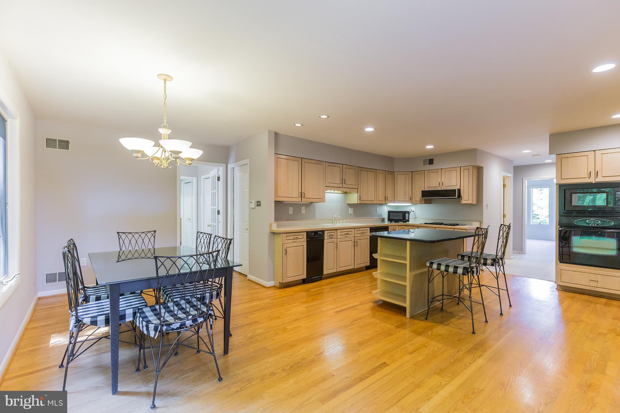 3160 Hickory Ridge Road Dunkirk, MD 20754 - Photo 4 of 26 Kitchen & Breakfast Room