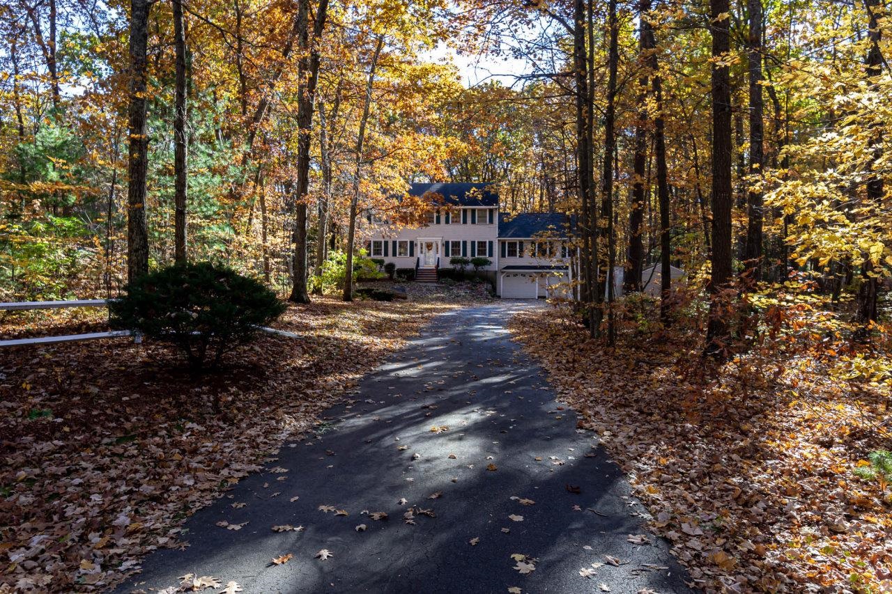 6 Diamond Drive Derry, NH 03038 - Photo 33 of 38