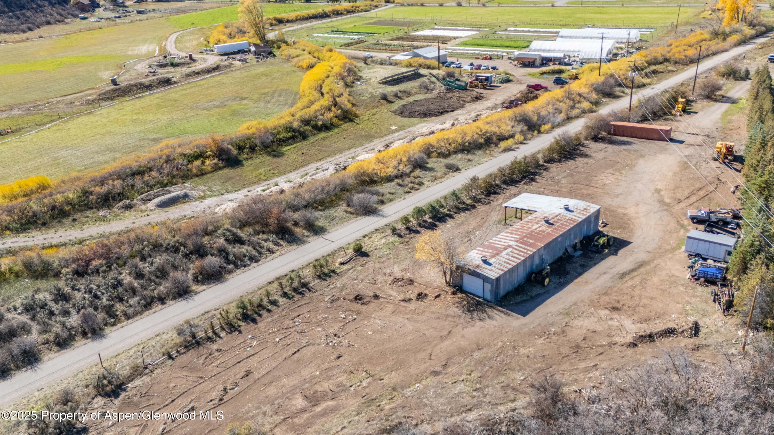 21401 Highway 82 Basalt, CO 81621 - Photo 15 of 16 a living room with a bed
