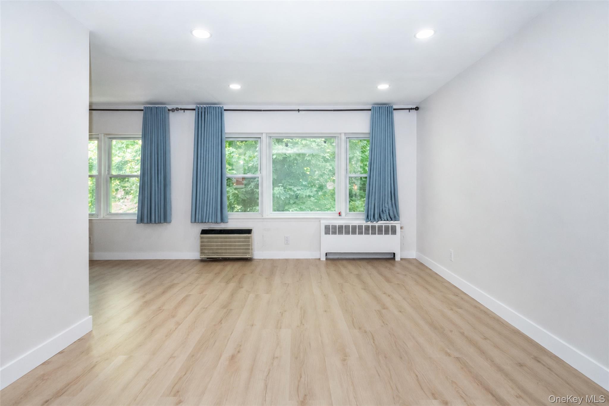 643 Pelham Road, Unit 4D New Rochelle, NY 10805 - Photo 10 of 37